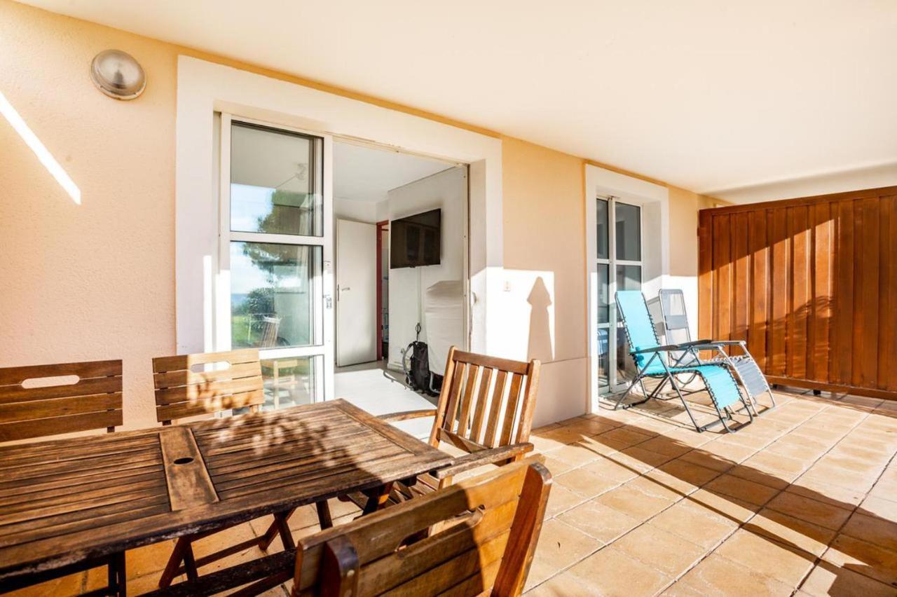 Cozy Apartment In Agay With Stunning Views Saint-Raphael  Exterior photo